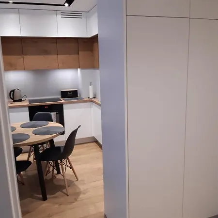 Nadmorskie Tarasy Z Widokiem Na Morze شقة غدينيا