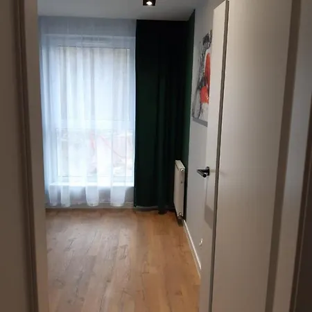 Nadmorskie Tarasy Z Widokiem Na Morze غدينيا